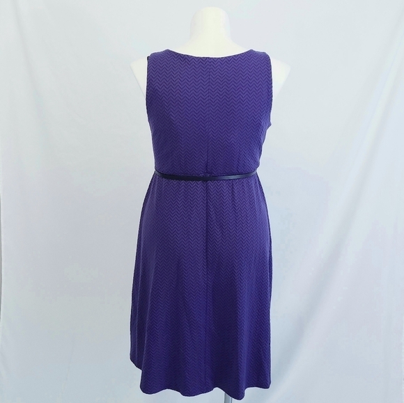 NWOT Motherhood Maternity Sleeveless A-Line Purple Chevron - Picture 4 of 11